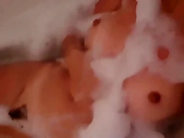 German Teen's Bathtub Masturbation ASMR