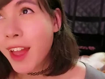 Close up teen pussy unincumbered action