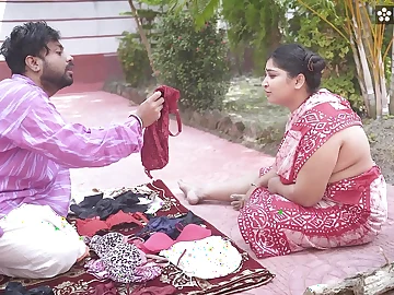 Step mother Desi Hooter-sling with the addition of her insatiable sonnie Diya plummet with the addition of muddy in Hindi audio