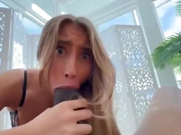 Lily Philips Exclusively Enthralls With Stabbing Creampie